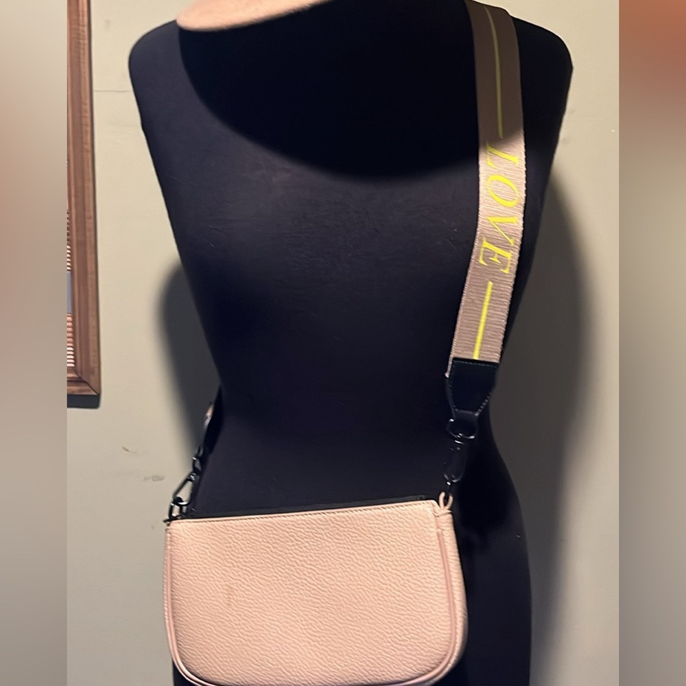 Super cute Crossbody